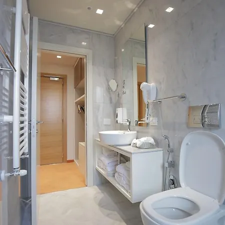 Hotel Bulqiza 4*